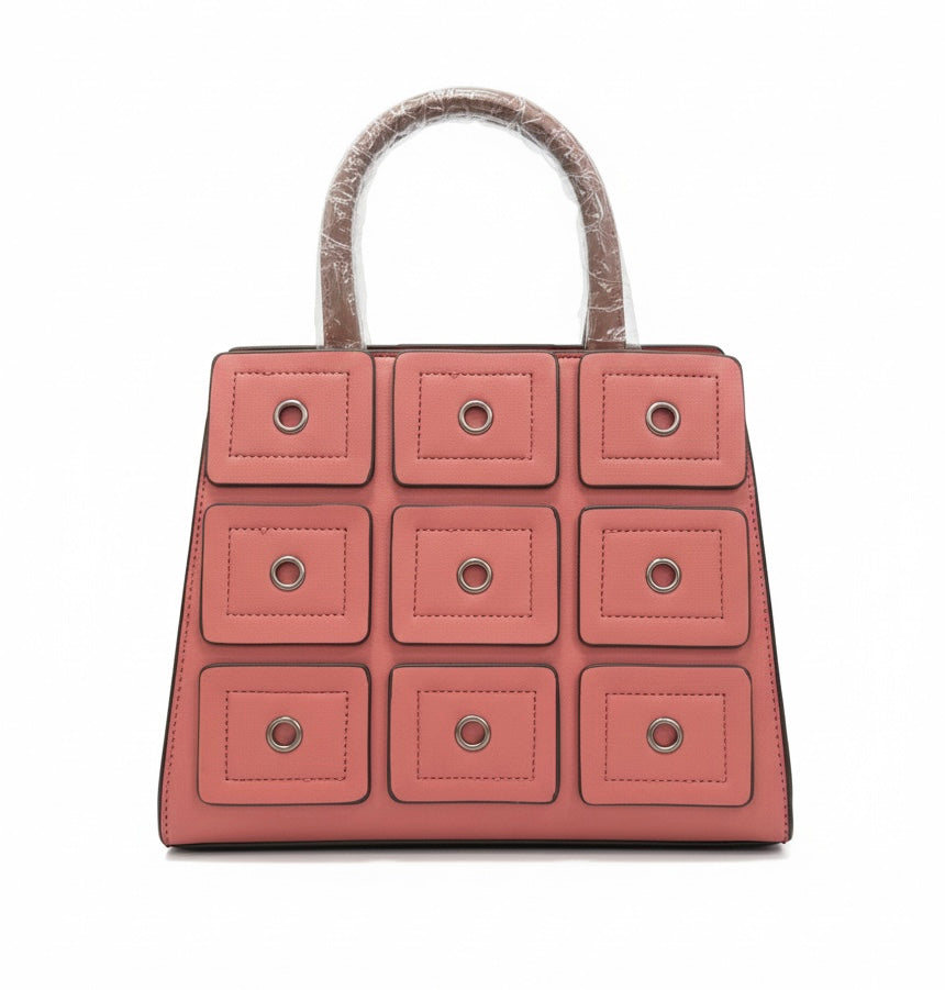 Minimalist Geometric Satchel – Τσάντα Χειρός με Ανάγλυφο Σχέδιο & Metal Eyelets